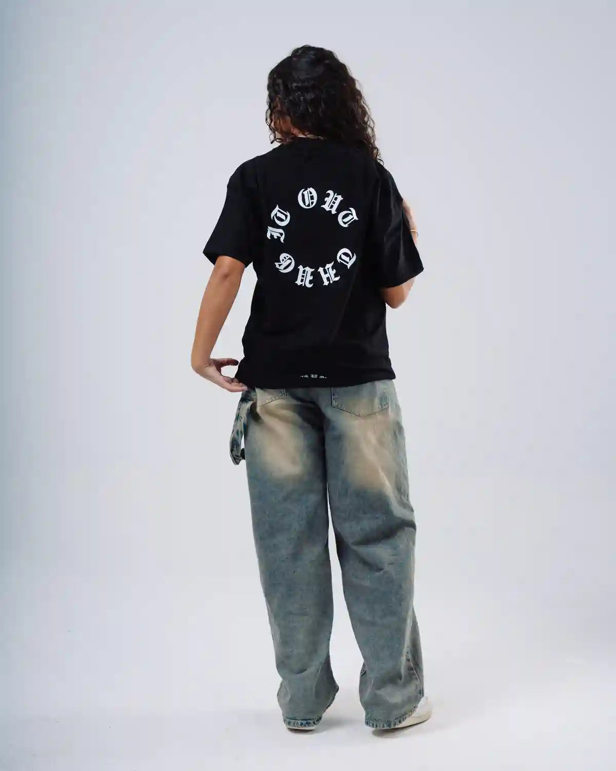 (Volux)Black Tee